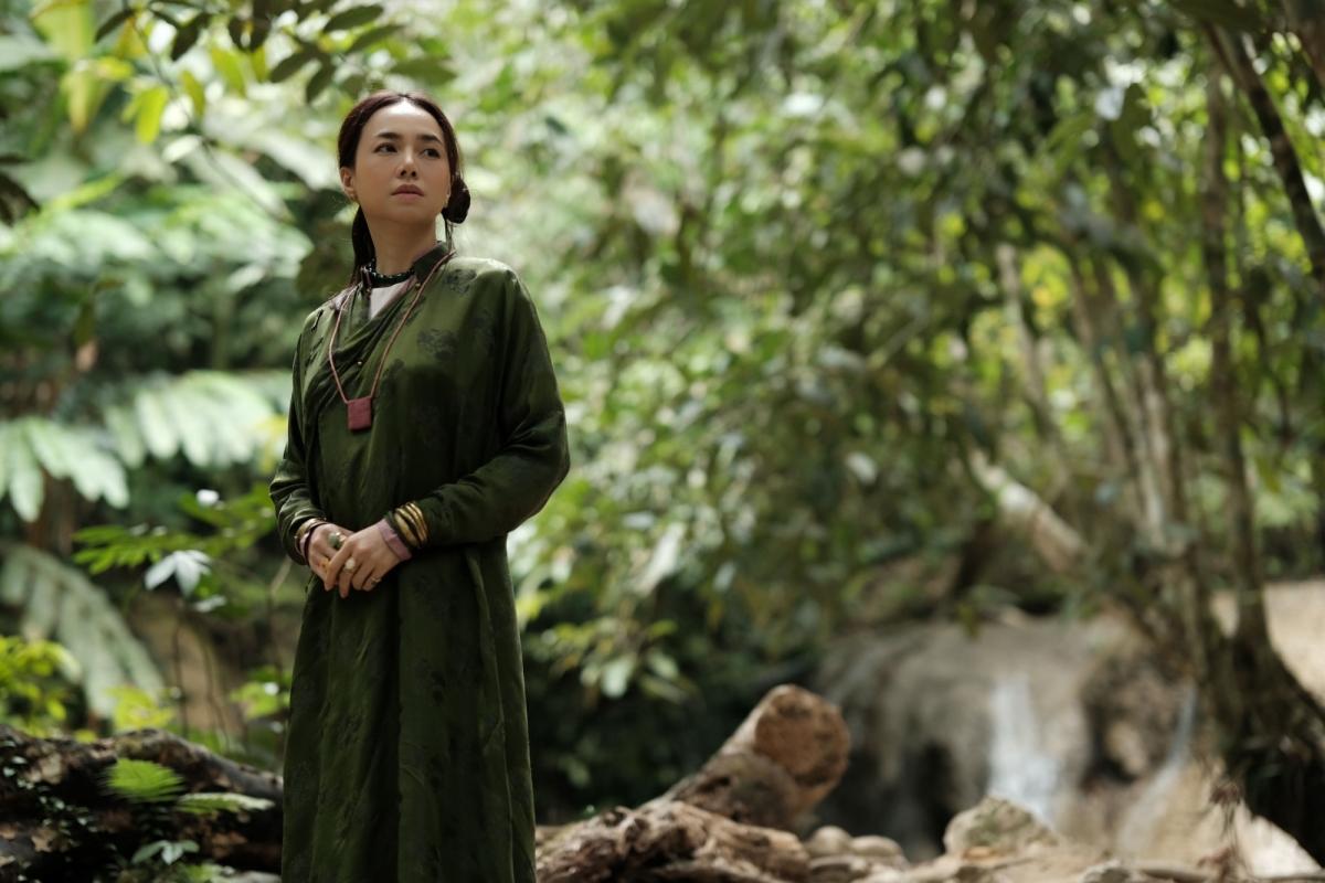 “Thám tử Kiên” của Victor Vũ cán mốc doanh thu 100 tỷ đồng - Ảnh 2. “Thám tử Kiên” của Victor Vũ cán mốc doanh thu 100 tỷ đồng - Ảnh 2.