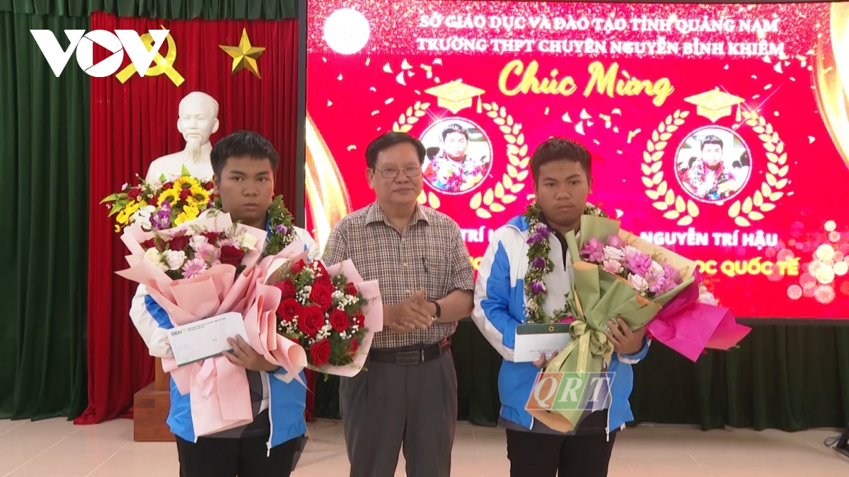 khen-thuong-1536x864-1746258356801-17462583569201116351374.jpg