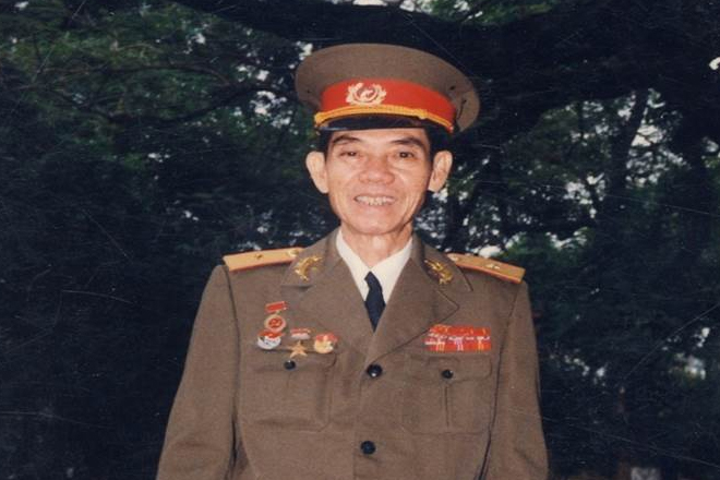 Sự dí dỏm, duyên dáng ít ai biết của huyền thoại tình báo Phạm Xuân Ẩn - Ảnh 6. Sự dí dỏm, duyên dáng ít ai biết của huyền thoại tình báo Phạm Xuân Ẩn - Ảnh 6.