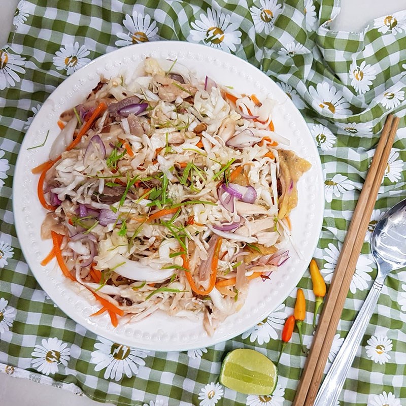 2 cách làm gỏi trộn gà thơm ngon khó cưỡng- Ảnh 5. 2 cách làm gỏi trộn gà thơm ngon khó cưỡng- Ảnh 5.