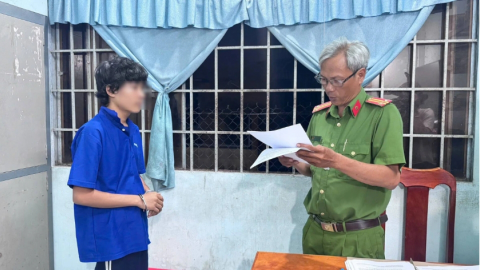 Bắt nhanh 4 đối tượng liên quan đến vụ án giết người tại An Giang - Ảnh 8. Bắt nhanh 4 đối tượng liên quan đến vụ án giết người tại An Giang - Ảnh 8.