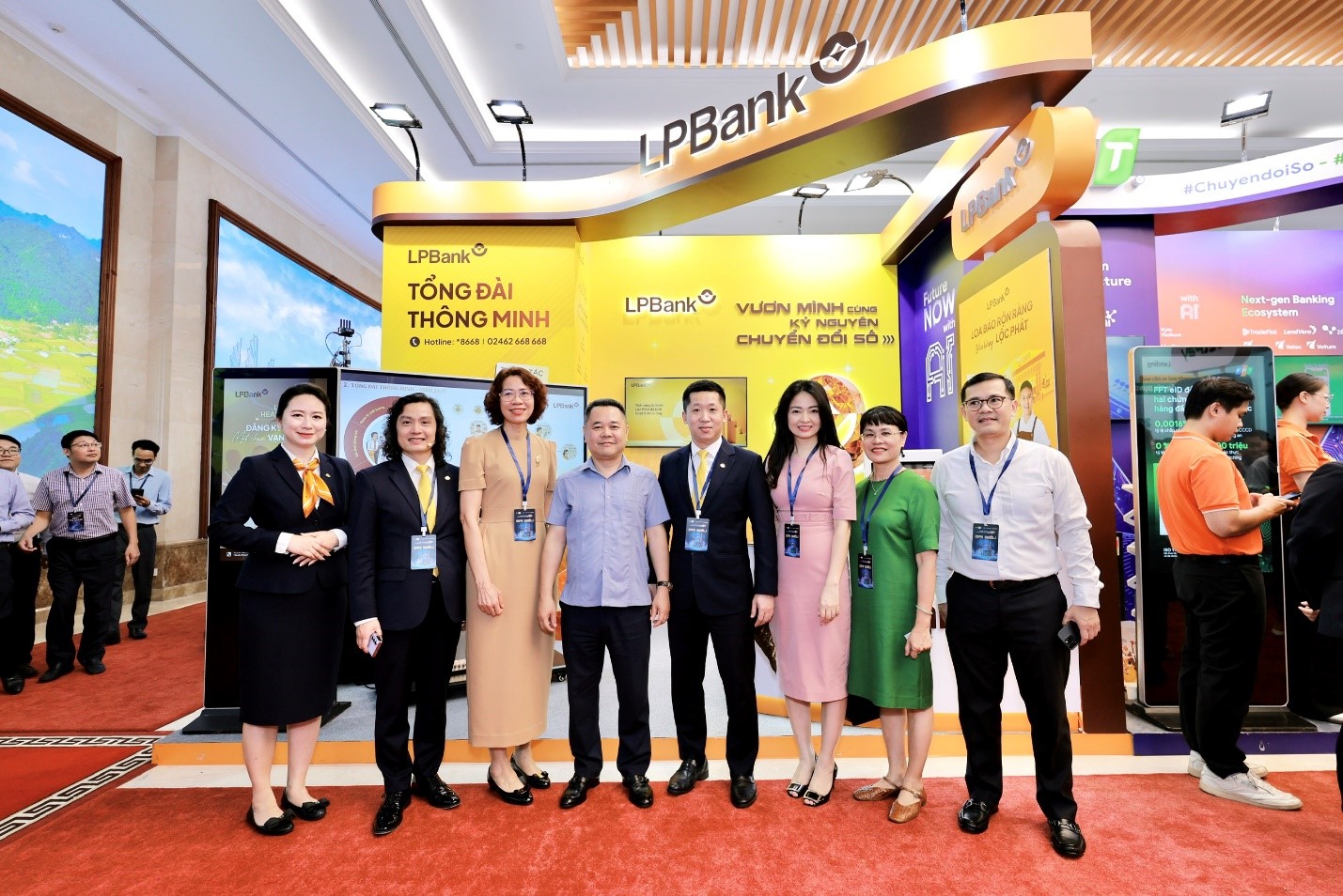 Ngân hàng Lộc Phát (LPBank) ghi dấu ấn với Tổng đài đa kênh thông minh tại sự kiện Chuyển đổi số ngành Ngân hàng 2025- Ảnh 1.