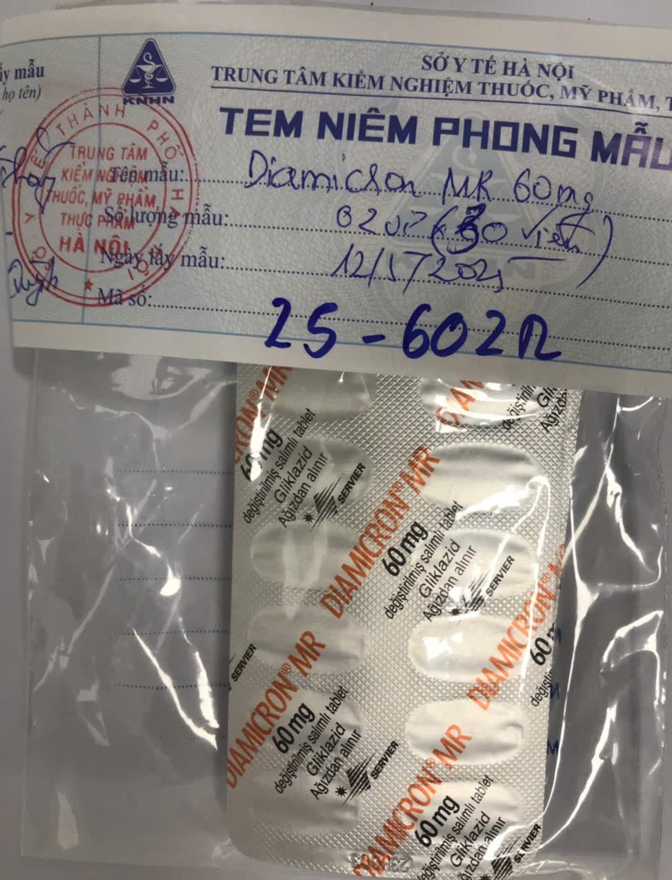Truy tìm 7 lô thuốc giả thu được ở Nhà thuốc Đức Anh - Ảnh 2.