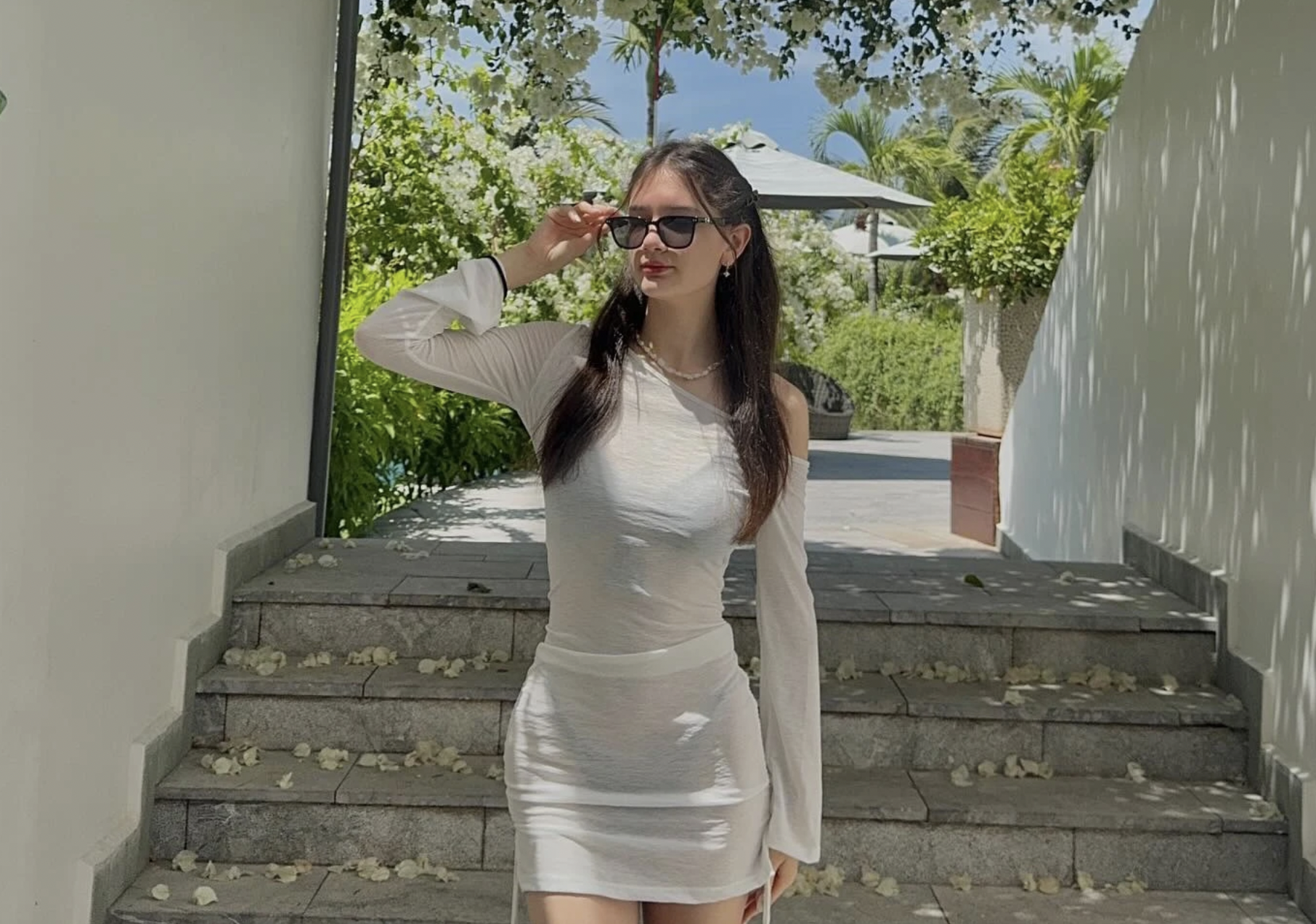 Em gái thủ môn Đặng Văn Lâm diện bikini kín đáo vẫn khoe trọn vóc dáng nuột nà- Ảnh 3. Em gái thủ môn Đặng Văn Lâm diện bikini kín đáo vẫn khoe trọn vóc dáng nuột nà- Ảnh 3.