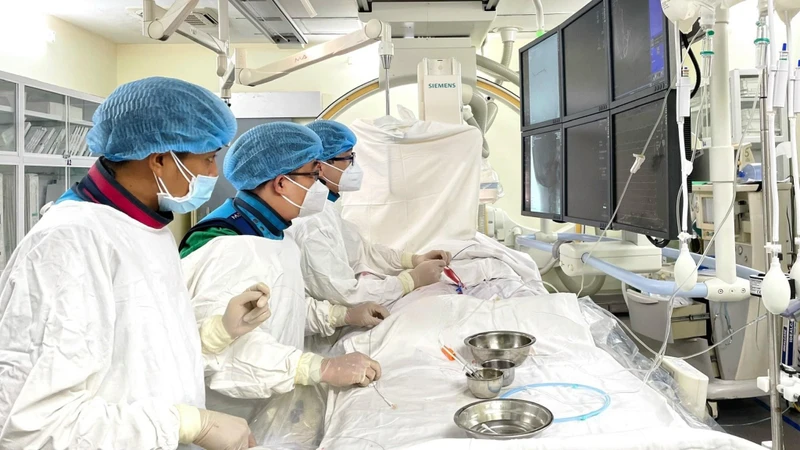 Dấu hiệu cảnh báo sớm và các phương pháp giúp hồi phục sau tai biến mạch máu não hiệu quả- Ảnh 4. Dấu hiệu cảnh báo sớm và các phương pháp giúp hồi phục sau tai biến mạch máu não hiệu quả- Ảnh 4.