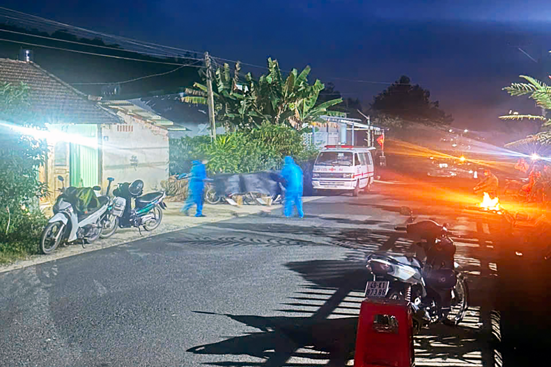 Người phụ nữ bàng hoàng phát hiện thi thể đang phân hủy trong phòng tắm sau 1 năm vắng nhà- Ảnh 1.