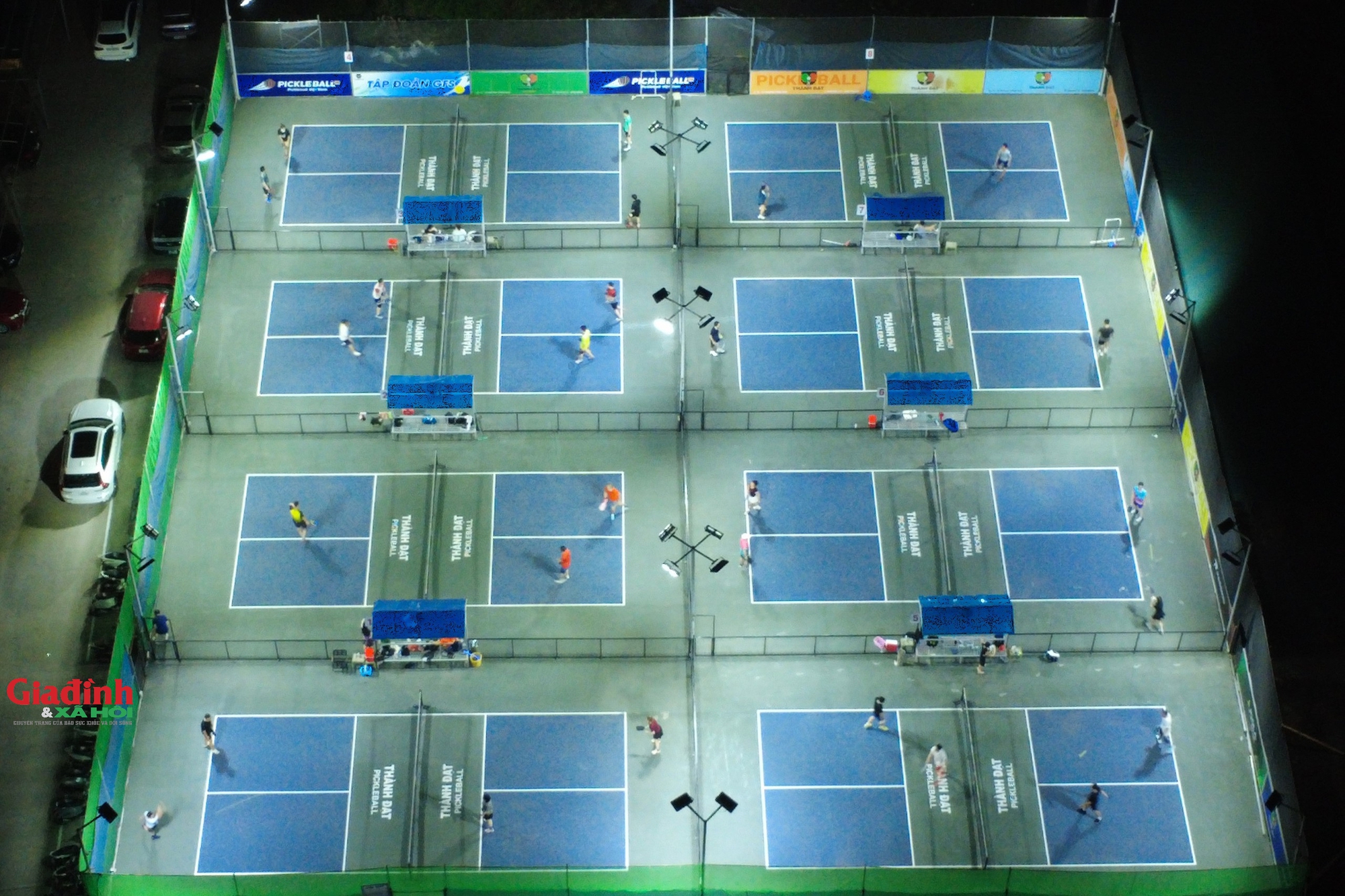 'Xẻ thịt' đất dự án để kinh doanh sân pickleball ở Cầu Giấy: Vi phạm mở rộng với mức độ nghiêm trọng - Ảnh 3. 'Xẻ thịt' đất dự án để kinh doanh sân pickleball ở Cầu Giấy: Vi phạm mở rộng với mức độ nghiêm trọng - Ảnh 3.