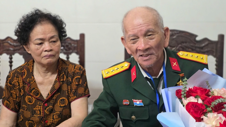 Ngày về của cựu binh đi xe máy vượt 1.300 km xem kỷ niệm 50 năm thống nhất nước - Ảnh 6. Ngày về của cựu binh đi xe máy vượt 1.300 km xem kỷ niệm 50 năm thống nhất nước - Ảnh 6.