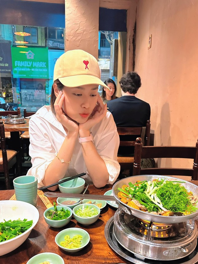 Từ trang phục đến phụ kiện, đôi bạn thân Kỳ Duyên - Thiên Ân có cực nhiều đồ đôi, đồng điệu - Ảnh 8. Từ trang phục đến phụ kiện, đôi bạn thân Kỳ Duyên - Thiên Ân có cực nhiều đồ đôi, đồng điệu - Ảnh 8.