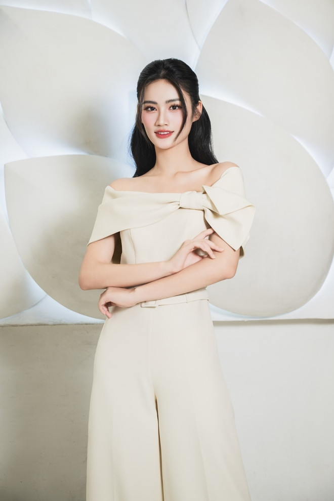 Hoa hậu Ý Nhi: Chỉ cần cái gật đầu, ánh nhìn của bố đủ để tôi mạnh mẽ hơn - Ảnh 11. Hoa hậu Ý Nhi: Chỉ cần cái gật đầu, ánh nhìn của bố đủ để tôi mạnh mẽ hơn - Ảnh 11.