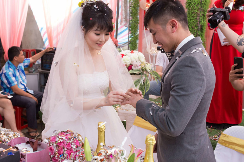 9X Nghệ An lấy cô gái Nhật, ngày cưới bố vợ 'sốc' vì được chúc rượu liên miên - Ảnh 4. 9X Nghệ An lấy cô gái Nhật, ngày cưới bố vợ 'sốc' vì được chúc rượu liên miên - Ảnh 4.
