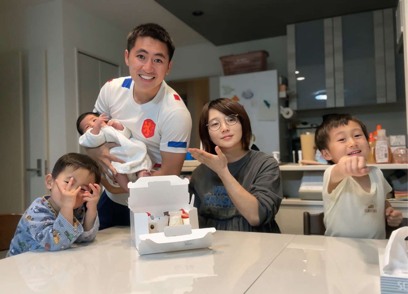 9X Nghệ An lấy cô gái Nhật, ngày cưới bố vợ 'sốc' vì được chúc rượu liên miên - Ảnh 7. 9X Nghệ An lấy cô gái Nhật, ngày cưới bố vợ 'sốc' vì được chúc rượu liên miên - Ảnh 7.