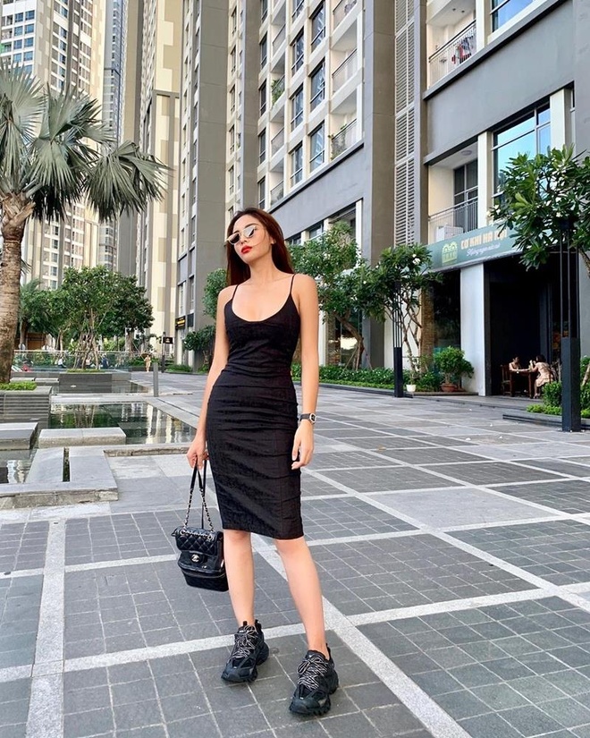 6 outfit mang lại tài lộc cho người mệnh Mộc- Ảnh 4. 6 outfit mang lại tài lộc cho người mệnh Mộc- Ảnh 4.