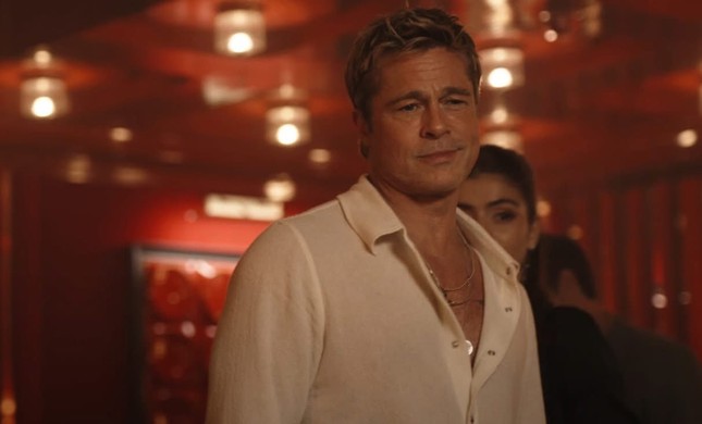 Brad Pitt xuất hiện cùng Rosé (BlackPink) - Ảnh 1. Brad Pitt xuất hiện cùng Rosé (BlackPink) - Ảnh 1.