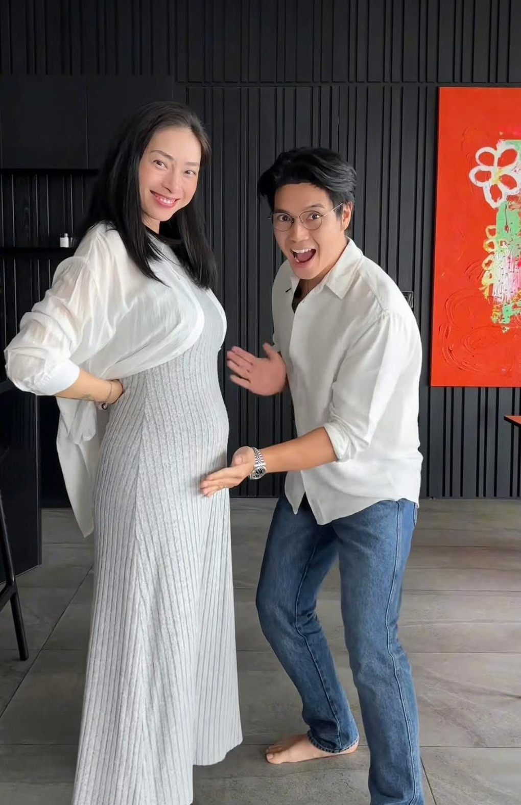 Ngô Thanh Vân thông báo mang thai lần đầu ở tuổi 46, được chồng kém 11 tuổi chăm hơn em bé, nấu toàn món ngon- Ảnh 1. Ngô Thanh Vân thông báo mang thai lần đầu ở tuổi 46, được chồng kém 11 tuổi chăm hơn em bé, nấu toàn món ngon- Ảnh 1.