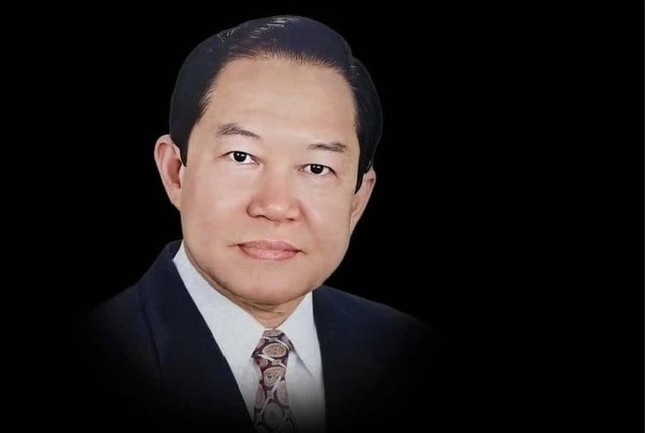 Bác sĩ tham gia ca mổ lịch sử tách cặp song sinh Việt - Đức qua đời - Ảnh 1. Bác sĩ tham gia ca mổ lịch sử tách cặp song sinh Việt - Đức qua đời - Ảnh 1.