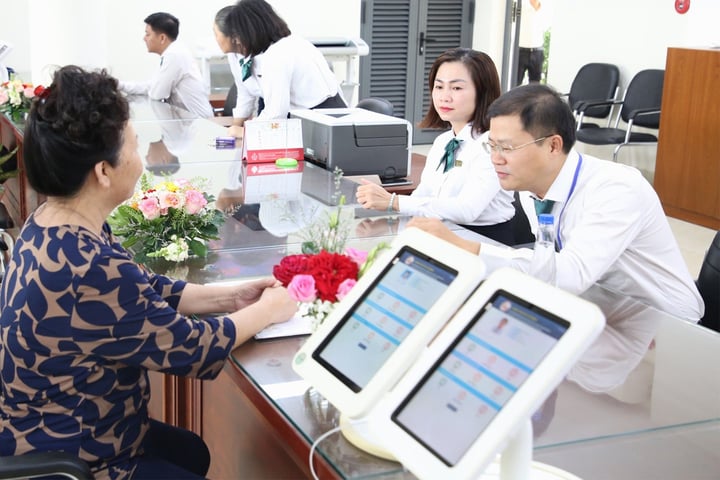 can-bo-cong-chuc-17572810-1748739931447-17487399316401482046935.jpg