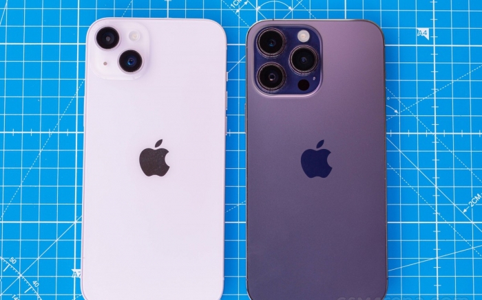 Giá iPhone 15, iPhone 15 Pro Max mới nhất giảm siêu rẻ, thấp kỷ lục, cực dễ mua dù xịn không kém iPhone 16- Ảnh 1. Giá iPhone 14, iPhone 14 Pro Max mới nhất giảm chưa từng có, rẻ cực dễ mua dù xịn chẳng thua iPhone 16