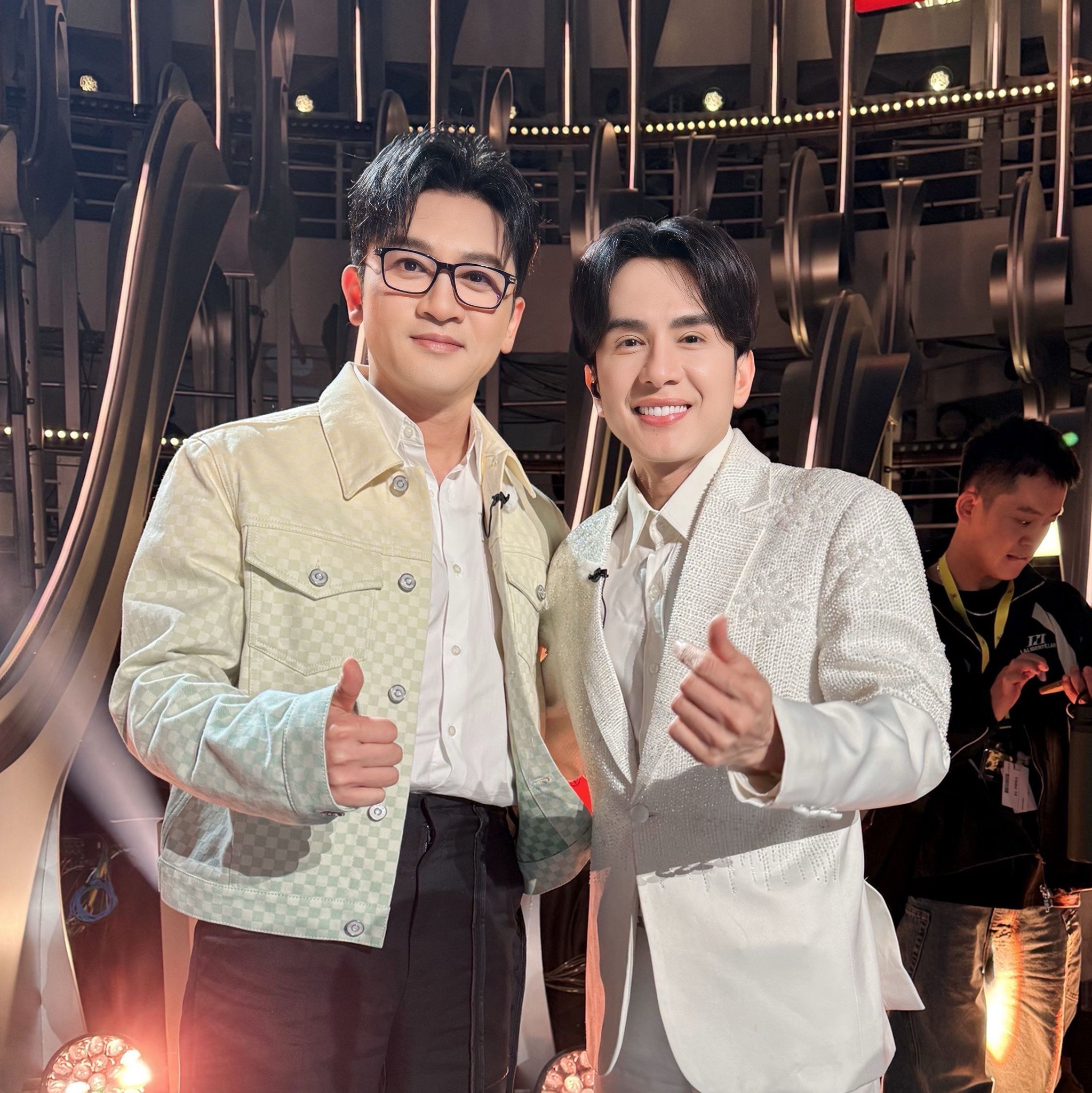 Vì gặp một người đặc biệt, 'anh Bo' Đan Trường phải đền bù nhãn hàng vì hủy show ở nước ngoài - Ảnh 2.