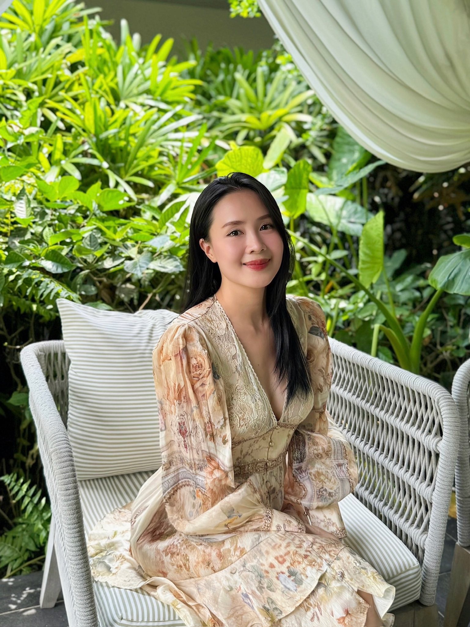 Nhan sắc Hồng Diễm hiện tại ra sao mà Minh Tiệp ngỡ ngàng khen xinh trẻ như cách đây 20 năm?- Ảnh 4.