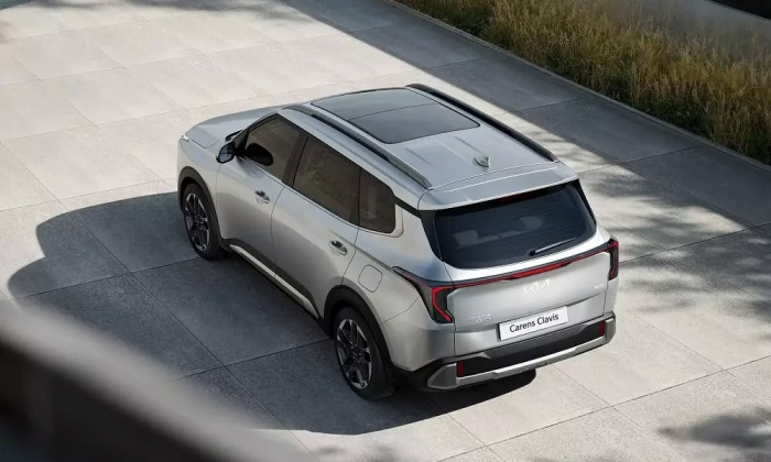 Xe ô tô đa dụng MPV 7 chỗ giá 307 triệu đồng đẹp sang trọng, xịn như Mitsubishi Xpander, rẻ ngang Kia Morning có gì đặc biệt khi ra mắt ở Ấn Độ?- Ảnh 4. Xe ô tô đa dụng MPV 7 chỗ giá 307 triệu đồng đẹp sang trọng, xịn như Mitsubishi Xpander, rẻ ngang Kia Morning có gì đặc biệt khi ra mắt ở Ấn Độ?- Ảnh 4.
