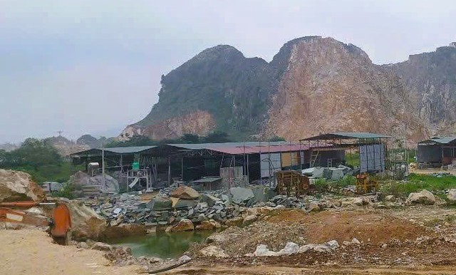 Nam công nhân tử vong tại xưởng đá- Ảnh 1. Nam công nhân tử vong tại xưởng đá- Ảnh 1.