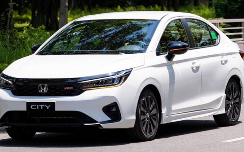 Xe sedan hạng B giảm kỷ lục, thấp hơn cả xe hạng A: Toyota Vios rẻ hơn cả Kia Morning, Hyundai Grand i10