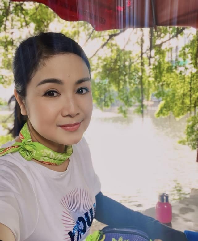 Sắc vóc tuổi sắp hưu quá mức trẻ đẹp của nữ NSND quê Tuyên Quang - Ảnh 7.