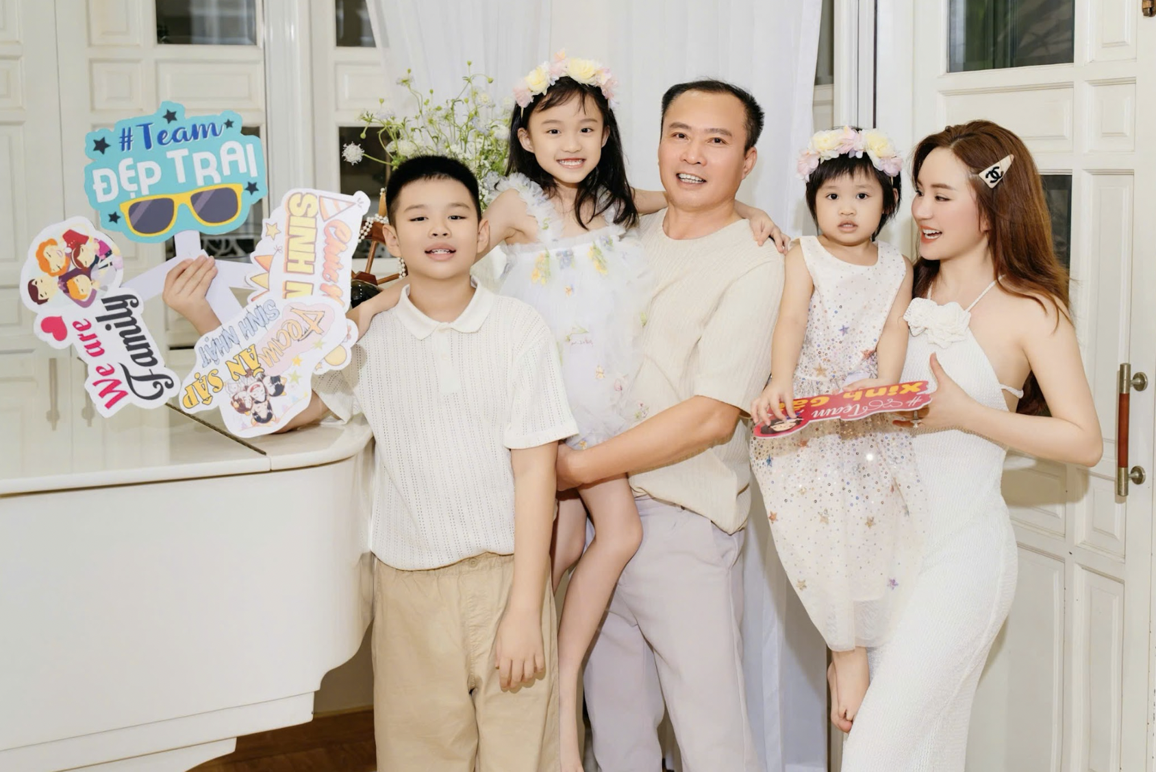 Vy Oanh: 'Tôi từng nghĩ mình sẽ không còn hát nữa' - Ảnh 4.