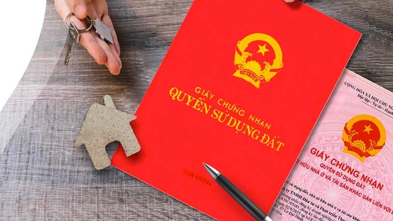 Cha mẹ muốn sang tên sổ đỏ cho con năm 2025 không thể thiếu những loại giấy tờ này- Ảnh 1.