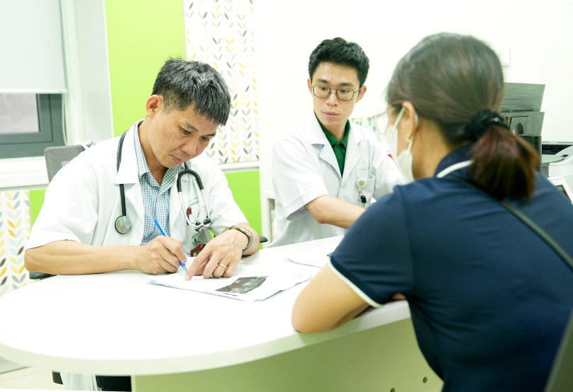 benh-nhan-kham-noi-tet-118583-1749779248797-17497792493001425700768.png