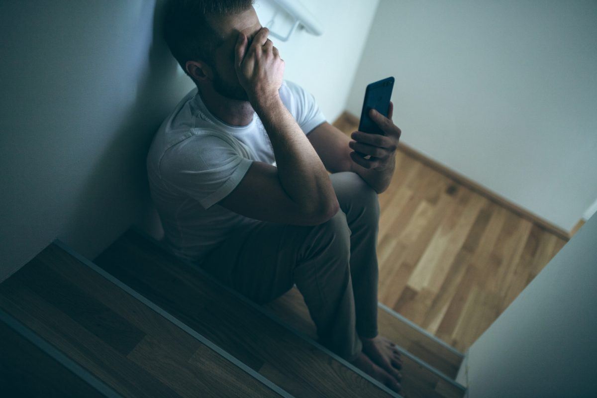 Lướt mạng xã hội, người đàn ông bất ngờ phát hiện vợ mình có chồng mới - Ảnh 1. Lướt mạng xã hội, người đàn ông bất ngờ phát hiện vợ mình có chồng mới - Ảnh 1.