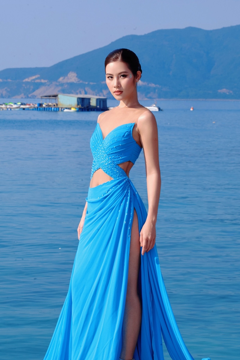 Mỹ nhân cao 1,75m đoạt 2 huy chương Vàng sân khấu, thi hoa hậu vì mê 'Bắc Bling' - Ảnh 8. Mỹ nhân cao 1,75m đoạt 2 huy chương Vàng sân khấu, thi hoa hậu vì mê 'Bắc Bling' - Ảnh 8.