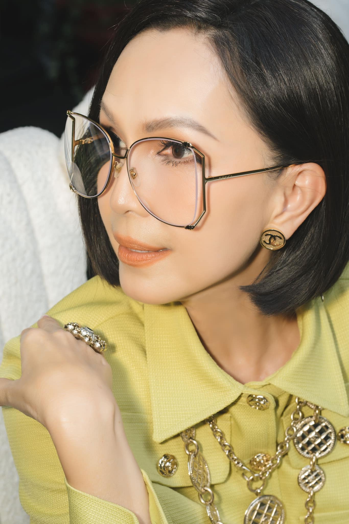 Sắc vóc tuổi ngoài 60 của 'bóng hồng' một thời của Thương Tín - Ảnh 8.