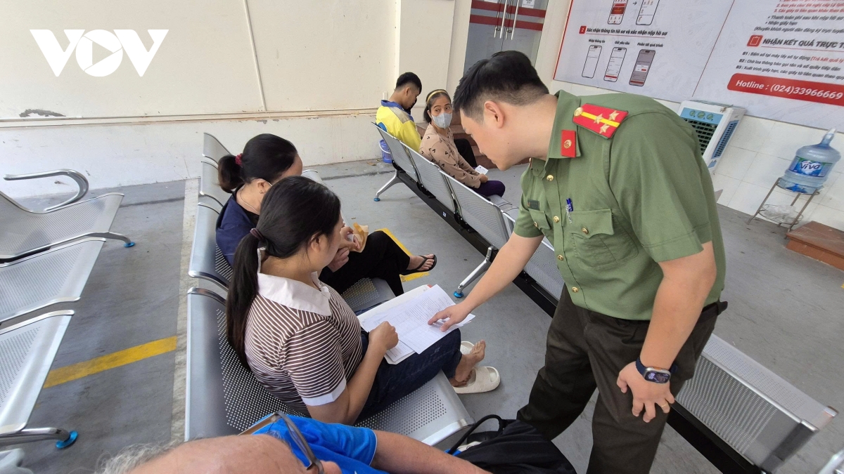 Thủ tục cấp phiếu lý lịch tư pháp nhanh gọn, chỉ 15 phút là có phiếu hẹn - Ảnh 4. Thủ tục cấp phiếu lý lịch tư pháp nhanh gọn, chỉ 15 phút là có phiếu hẹn - Ảnh 4.