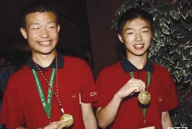 Cuộc sống thần đồng toán học Vi Thần từng khiến 'Harvard khao khát' ra sao mà mỗi 'nhất cử nhất động' đều khiến cả triệu người quan tâm?- Ảnh 2. Cuộc sống thần đồng toán học Vi Thần từng khiến 'Harvard khao khát' ra sao mà mỗi 'nhất cử nhất động' đều khiến cả triệu người quan tâm?- Ảnh 2.