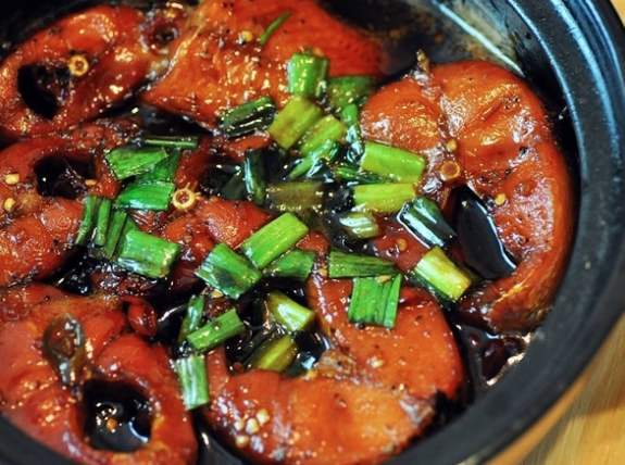 Gia vị hay dùng trong kho cá lại giúp tăng chuyển hóa, giảm mỡ nội tạng hiệu quả - Ảnh 3.