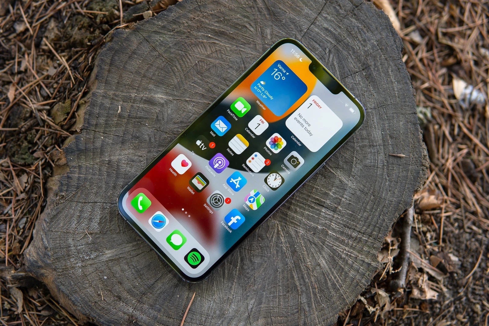 Giá iPhone 13 Pro Max, iPhone 14 Pro Max, iPhone 15 Pro Max mới nhất giảm sâu, rẻ chưa từng có, xịn chẳng kém iPhone 16 Pro max - Ảnh 3. Giá iPhone 13 Pro Max, iPhone 14 Pro Max, iPhone 15 Pro Max mới nhất giảm sâu, rẻ chưa từng có, xịn chẳng kém iPhone 16 Pro max - Ảnh 3.