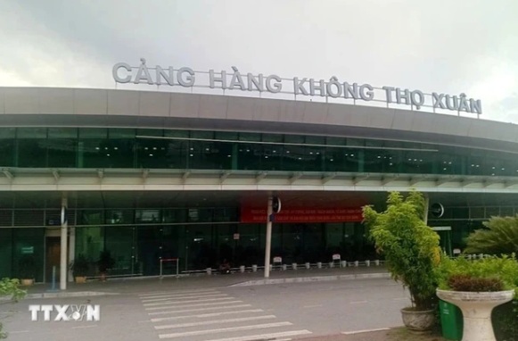 Tin sáng 17/6: Thông tin mới nhất vụ 2 người vùng cao bị thu 4,2 triệu đồng cho 1 cuốc taxi; sân bay Thọ Xuân tạm dừng khai thác do liên tiếp có vật thể lạ- Ảnh 3. Tin sáng 17/6: Thông tin mới nhất vụ 2 người vùng cao bị thu 4,2 triệu đồng cho 1 cuốc taxi; sân bay Thọ Xuân tạm dừng khai thác do liên tiếp có vật thể lạ- Ảnh 3.