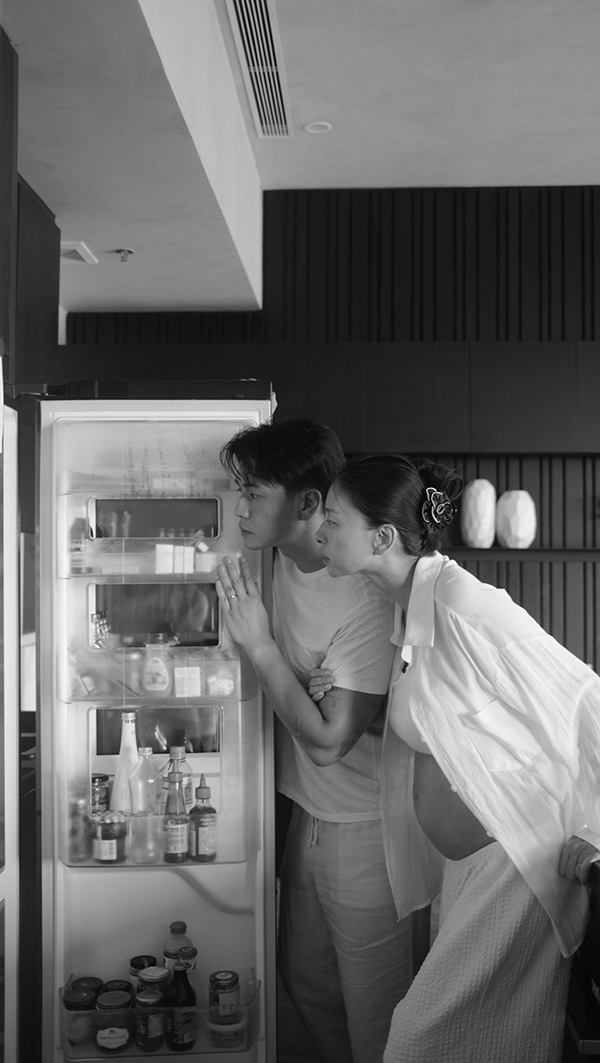 'Ngày của cha', Ngô Thanh Vân khoe hình ảnh mang bầu, dành lời khen 'có cánh' đến chồng trẻ- Ảnh 3.