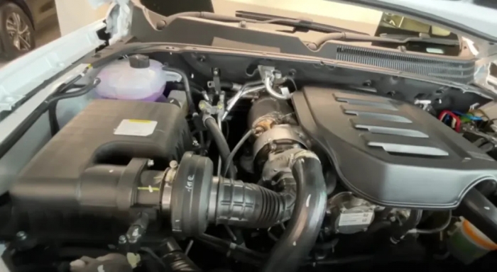 Xe gầm cao SUV 7 chỗ giá 460 triệu đồng đẹp như Toyota Fortuner, rẻ chỉ nhỉnh hơn Kia Morning và Grand i10 có gì đặc biệt khi ra mắt ở Ấn Độ? - Ảnh 4.