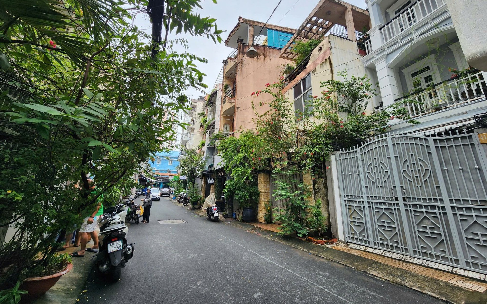 Cần lưu ý gì khi mua &quot;nhà mặt tiền hẻm xe hơi&quot;?