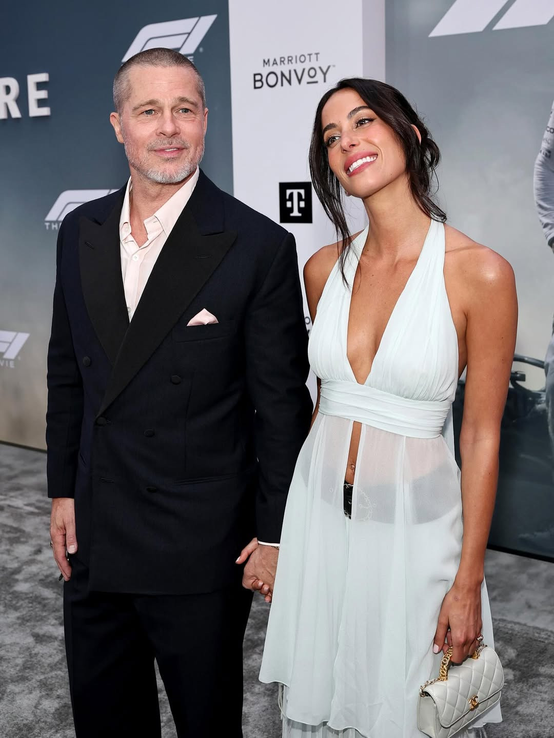 brad-pitt-and-girlfriend-ines-de-ramon-look-so-happy-together-while-posing-on-the-red-carpet-for-the-f1-movie-premiere-i-49020-1750153436143-17501534362381145942260.jpg