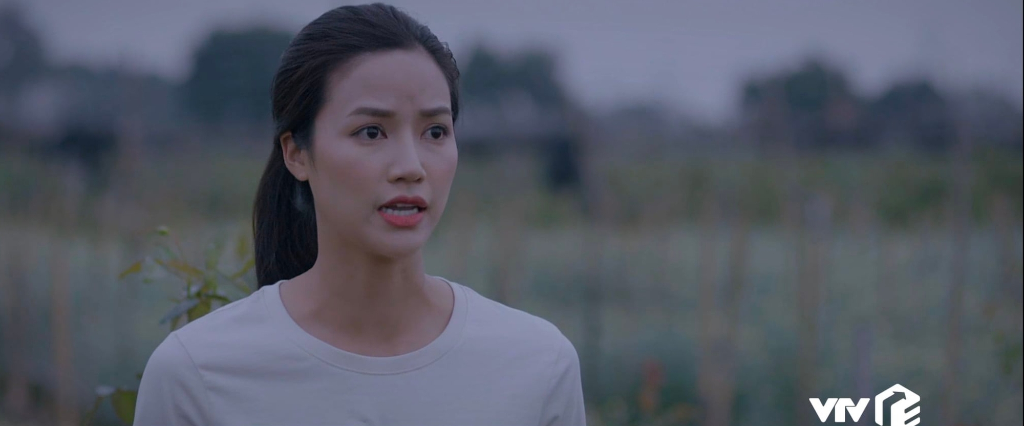 Nữ diễn viên quê Bắc Giang vào vai 'xưa nay hiếm' trong phim 'Cầu vồng ở phía chân trời', biến chồng mới thành chồng cũ- Ảnh 3.