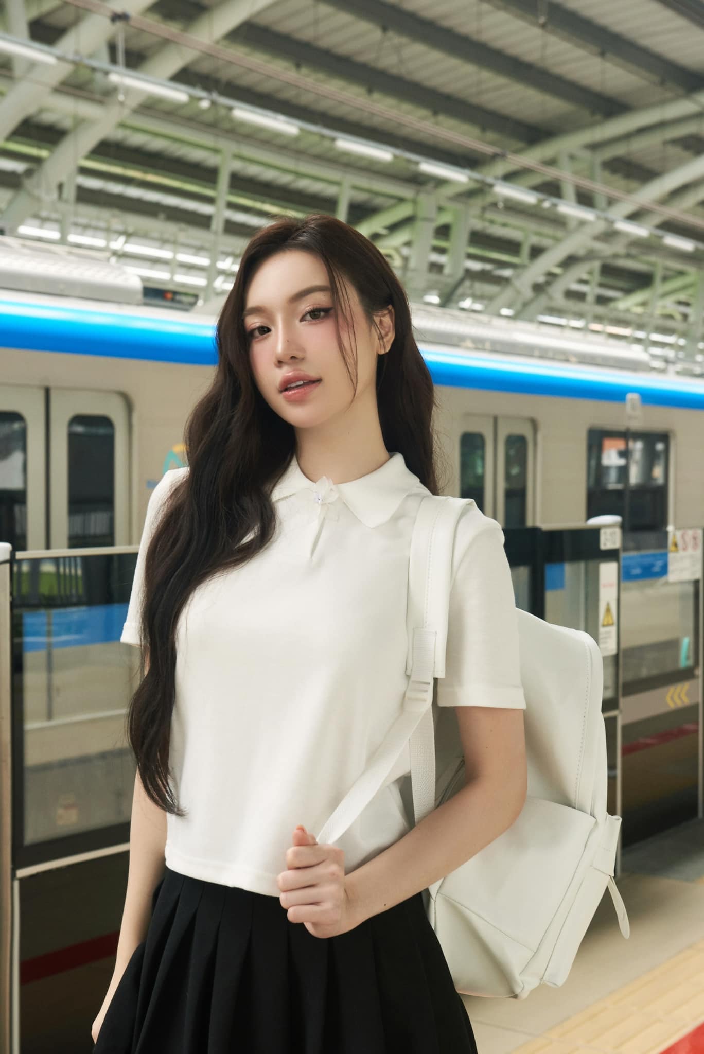 Chân dung mỹ nhân quê Vĩnh Long vừa thắng giải 'best body' Hoa hậu Hoàn vũ Việt Nam- Ảnh 11. Chân dung mỹ nhân quê Vĩnh Long vừa thắng giải 'best body' Hoa hậu Hoàn vũ Việt Nam- Ảnh 11.