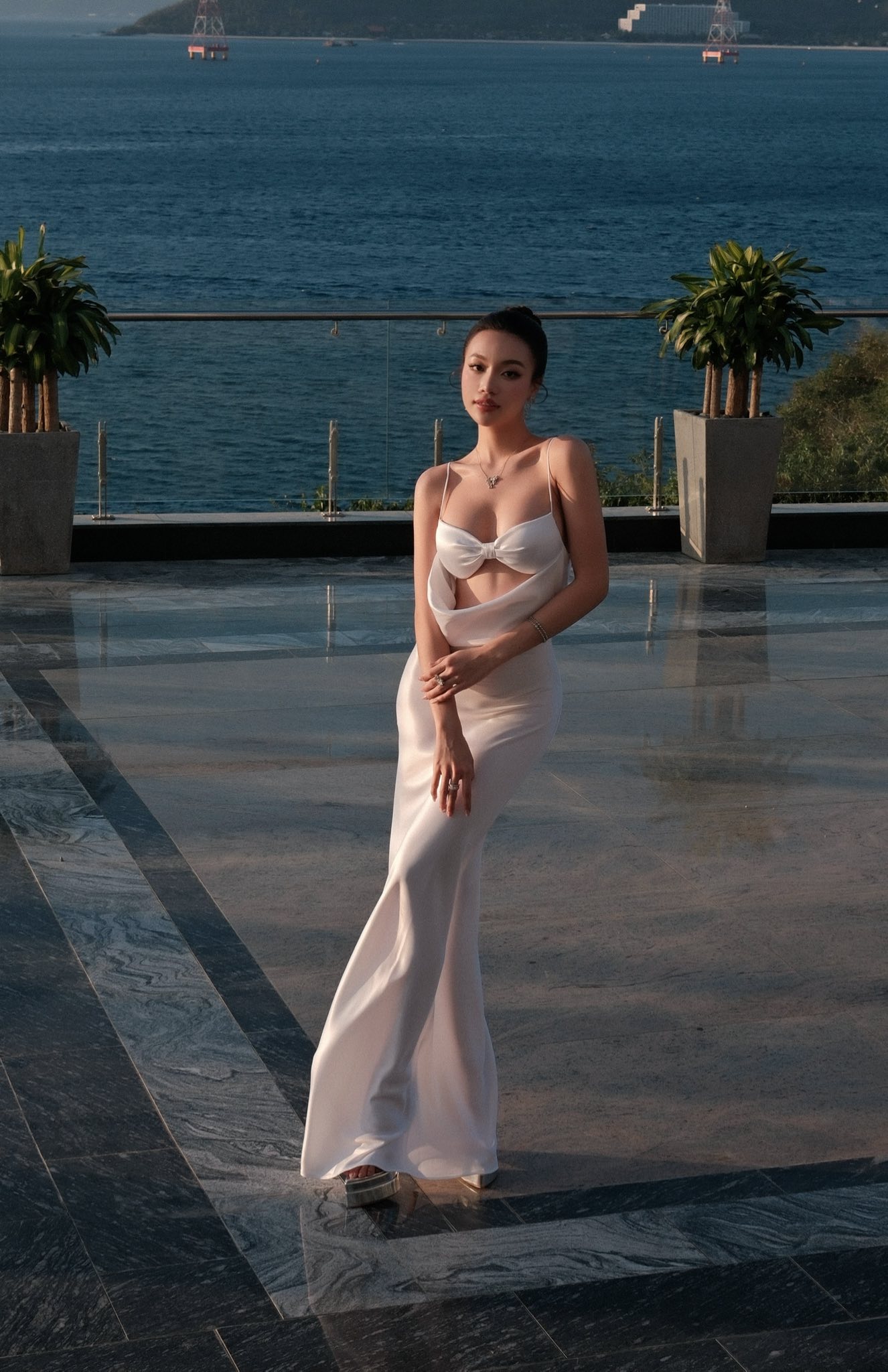 Chân dung mỹ nhân quê Vĩnh Long vừa thắng giải 'best body' Hoa hậu Hoàn vũ Việt Nam- Ảnh 6. Chân dung mỹ nhân quê Vĩnh Long vừa thắng giải 'best body' Hoa hậu Hoàn vũ Việt Nam- Ảnh 6.