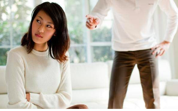 Có phải tôi đang "sướng quá hóa rồ" khi đòi hỏi chồng điều này sau 8 năm kết hôn?