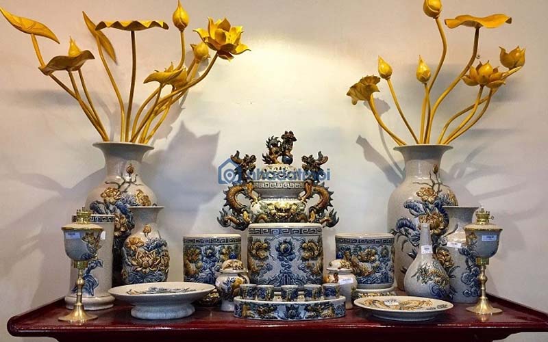 Những điều cấm kỵ khi lau chùi lư hương để bảo vệ tài lộc, may mắn cho gia đình