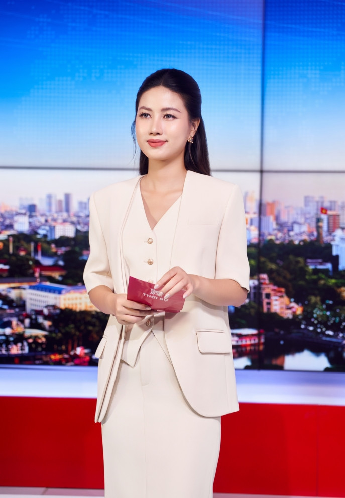 Nữ BTV Thời sự cao 1,73m gây chú ý ở Hoa hậu Hoàn vũ Việt Nam 2025 - Ảnh 5. Nữ BTV Thời sự cao 1,73m gây chú ý ở Hoa hậu Hoàn vũ Việt Nam 2025 - Ảnh 5.