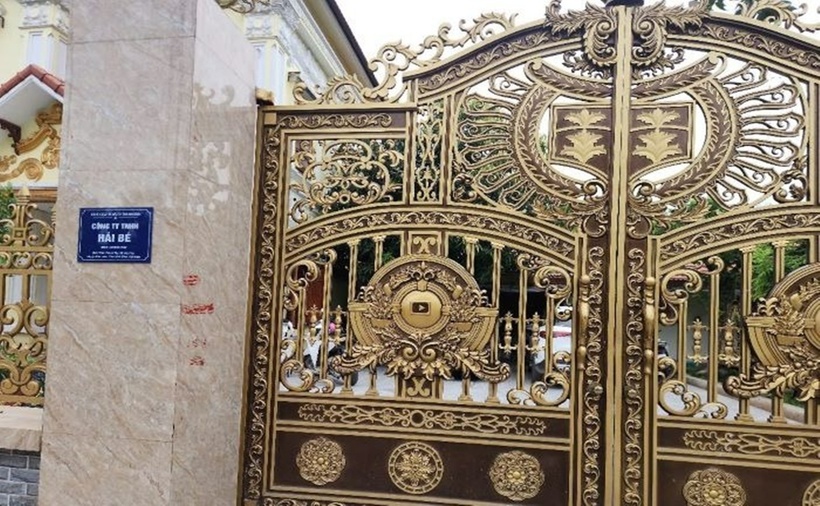 Chi tiết đặc biệt về căn biệt thự của TikToker 'Gia đình Hải Sen' vừa bị bắt- Ảnh 9. Chi tiết đặc biệt về căn biệt thự của TikToker 'Gia đình Hải Sen' vừa bị bắt- Ảnh 9.